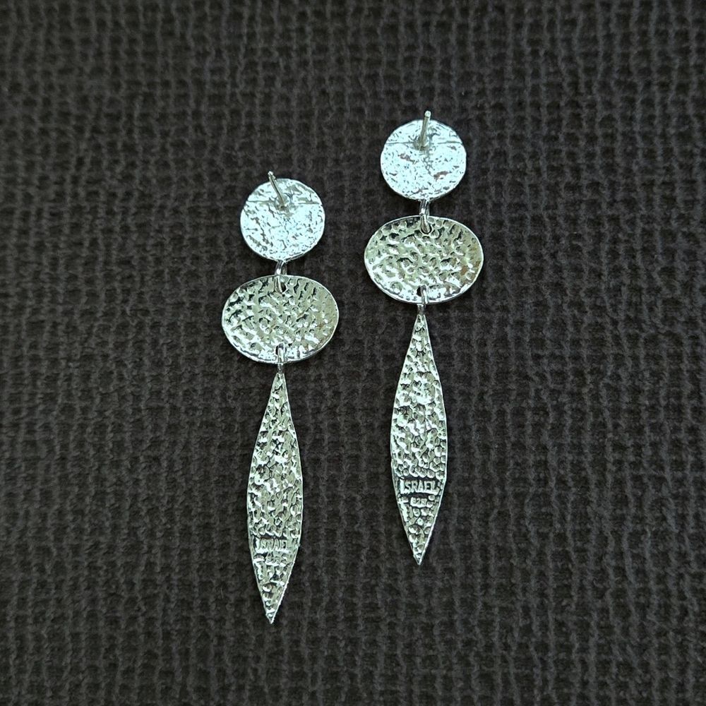Noa Zuman Silver🤍 Hammered🔨 Geometric📐 Dangle Earrings - Picture 5 of 15